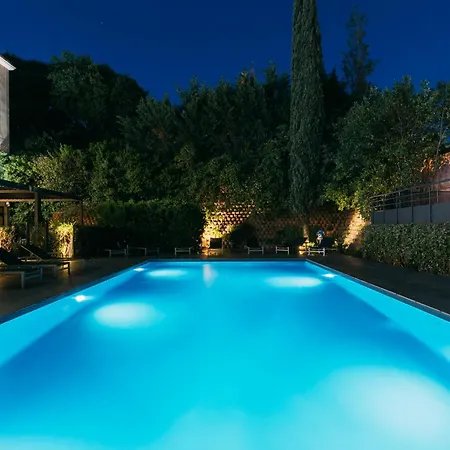 Escale Oceania Hotel 3*