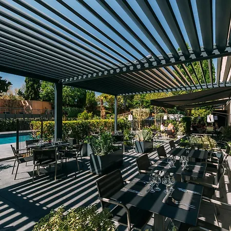 Escale Oceania Hotel 3*