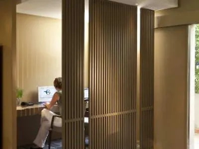 Escale Oceania 3* Экс-ан-Прованс